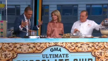 Vince tie back long sleeve blouse worn by Amy Robach on Good Morning America Weekend October 14, 2019