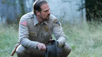 The patch embroidered Jim Hopper (David Harbour) in Stranger Things
