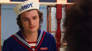 Le chapeau de Steve Harrington (Joe Keery) dans Stranger Things