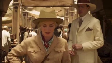 Hat beige Lily Houghton (Emily Blunt) in Jungle Cruise
