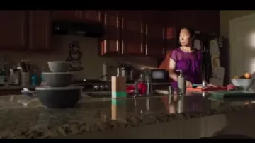 Autocollant de Kendall (Selma Blair) dans Mom and Dad