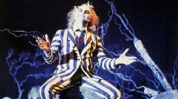 The holding of Beetlejuice in Beetlejuice