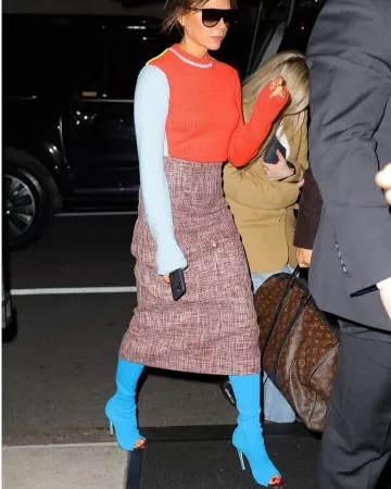 Louis Vuitton Monogram Macassar Keepall bandouliere 55 worn by Victoria Beckham New York October 15, 2019