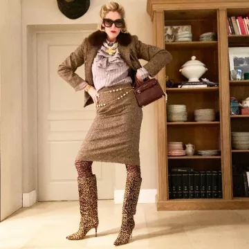 Las botas altas de leopardo Gianvito Rossi con tacones que lució Peggy Frey en la cuenta de Instagram de @peggfrey