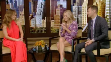 Magda Butrym Faro Vestido usado por Kelly Ripa en VIVO con Kelly y Ryan 17 de octubre de 2019