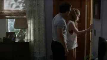 Peuple libre d'Orange Dentelle Bretelles de soutien-gorge porté par le Dr Richard Webber (James Pickens Jr) dans grey's Anatomy Saison 16 Épisode 04