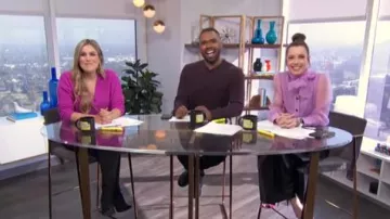 Zara Chemisier en Organza avec Détail de la Proue porté par Melanie Bromley sur E! News Le 17 Octobre 2019