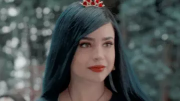 La perruque de Evie (Sofia Carson) dans Descendants