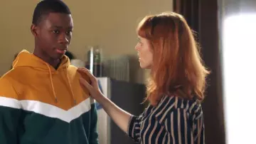 The sweatshirt color-block Souleymane Myriel (Dembo Camilo) in Tomorrow belongs to us