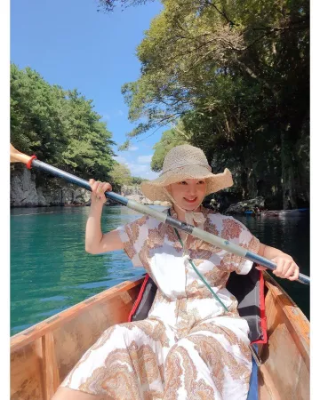 Le Lyocell mélange de robe de Hyoyeon sur l'Instagram account @hyoyeon_x_x