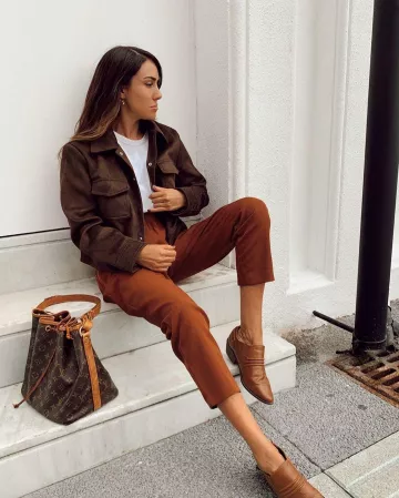 Trucker jacket de Ana Rey sur l'Instagram account @dorytrendy