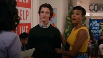 Bcbgmaxazria yellow tank top worn by Angela (Carly Hughes) in American Housewife Season 04 Episode 04