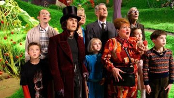 The costume of Willy Wonka (Johnny Depp) in Charlie and the chocolate factory