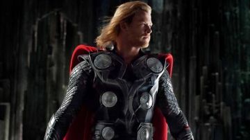 The replica of the costume of Thor (Chris Hemsworth) in Thor
