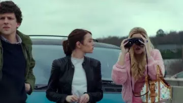 Chaqueta rosa de piel sintética de Little Rock (Abigail Breslin) en Return to Zombieland