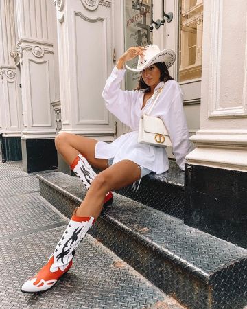 Camiseta Jacquemus de Marta Novarro Lozano en la cuenta de Instagram @martalozanop