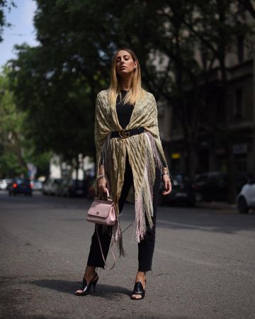 Dolce&gabbana petit rose sacs de Elisa Taviti sur l'Instagram account @elisataviti