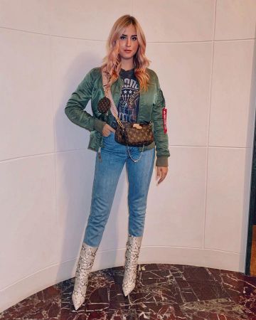 Mul­ti Pochette of Valentina Ferragni on the Instagram account @valentinaferragni