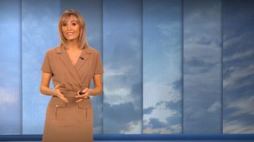 Vestido de cinturón de cuello curvo de Stéphanie Duval con solapas en Météo de M6