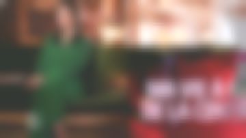 The wide legged pants high waist Green Marie Drucker in Infrared the 22.10.2019