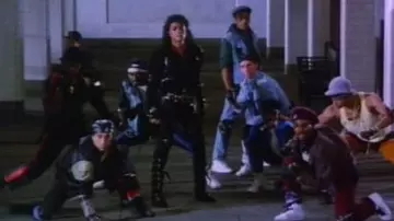 Chaqueta de cuero biker usada por Michael Jackson en el video musical de Bad