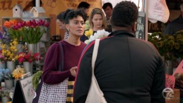 Isabel Marant Burungy Chandails portés par arc-en-ciel Johnson (Tracee Ellis Ross), en black-ish Saison 06 Episode 05
