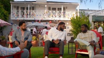 Burberry Gris Jogger Salon Pantalon porté par Andre "Dre' Johnson (Anthony Anderson), en black-ish Saison 06 Episode 05