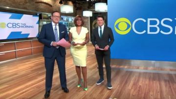 Saint Jean de la Collection Tricot Asymétrique Robe Fourreau porté par Gayle King sur CBS, Ce Matin, le 23 octobre 2019