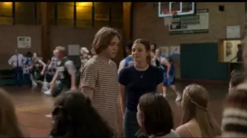 Free People Bar­dot Den­im Pants worn by Alaska Young (Kristine Froseth) in Looking for Alaska Season 1 Episode 3