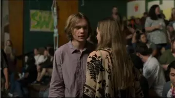 Nightbird Burnout Black Com­bo Ki­mono worn by Alaska Young (Kristine Froseth) in Looking for Alaska Season 1 Episode 3