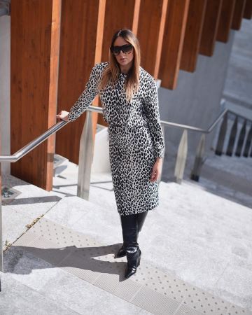 Sudadera Mango Animal Print de Elisa Taviti en la cuenta de Instagram @elisataviti
