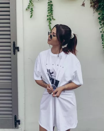 Disfruta del vestido de Freddie Mercury de Phoenix en la cuenta de Instagram de @enjoyphoenix