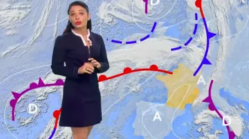 El vestido de cuello cuadrado azul marino de Virginie Hilssone en Météo de France 3 el 25.10.2019