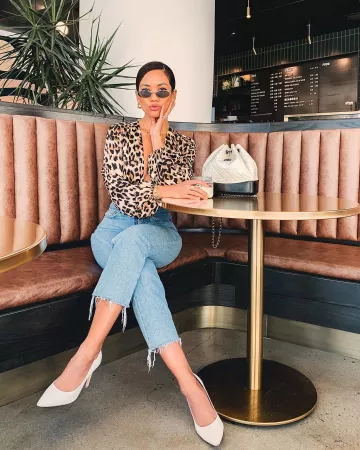 La chemise léopard de Jessi Malay sur le compte Instagram de @jessimalay