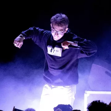 The sweatshirt hoody 47ter limited edition worn by Peter Paul on his account Instagram @pierrepaul47ter 