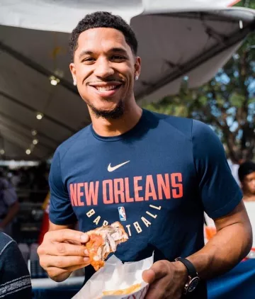 Le t-shirt new orleans pelicans Nike de Josh Hart sur le compte Instagram de @jhart
