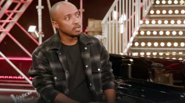 Le blouson à carreaux en laine de Soprano dans The Voice Kids (FR)le 25.10.2019