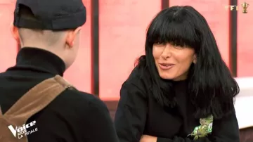 Le sweat à logo imprimé au dos Off-White de Jenifer dans The Voice Kids (FR)le 25.10.2019