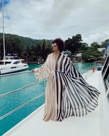 Robe à rayure de Gabi sur le compte Instagram de @gabifresh