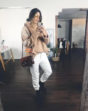 La plataforma Shoes Roots de Natalia Cabezas en la cuenta de Instagram @trendy_taste