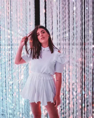 Puff Manches Chemisier de Aida Domenech sur l'Instagram account @dulceida