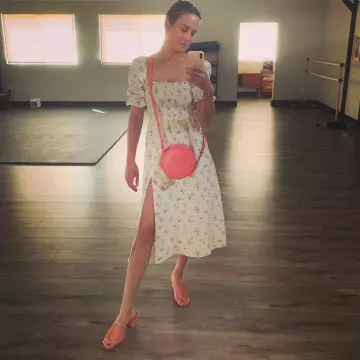 La robe fleurie de Brie Larson sur son compte Instagram @brielarson