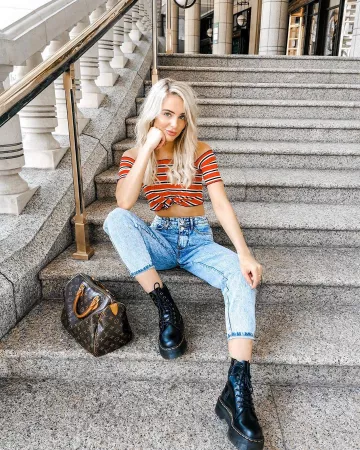 Botas gruesas de Lauren en la cuenta de Instagram @imlaurenblack