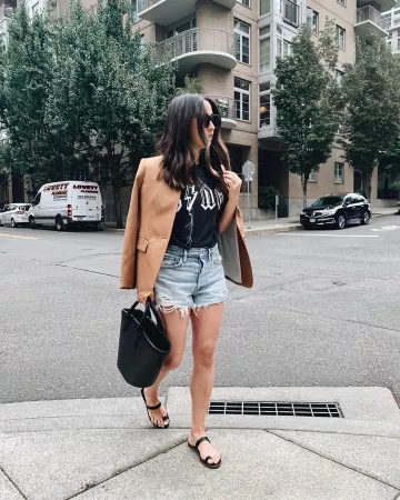 Blazer de Crystalin Da Sliva en la cuenta de Instagram de @crystalinmarie