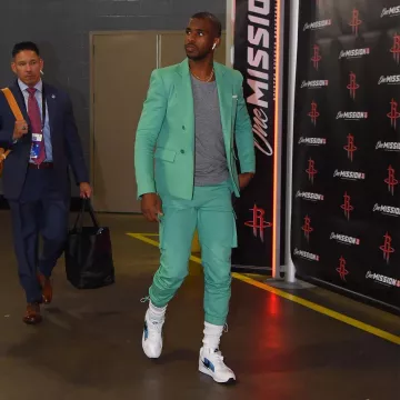 Sneakers Nike Air Skylon 2 Eggplant of Chris Paul on the account Instagram of @leaguefits