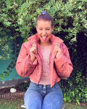 La chaqueta de Jill Vandermeulen en la cuenta de Instagram de @silentjill