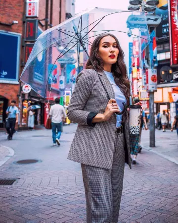 The blazer tiles TheDollBeauty on the account Instagram of @thedollbeauty