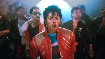 La camiseta "Love" que lució Michael Jackson en su videoclip Beat It 