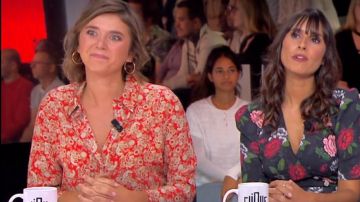 Camisa roja estampada de Camille Dauxert en Clique