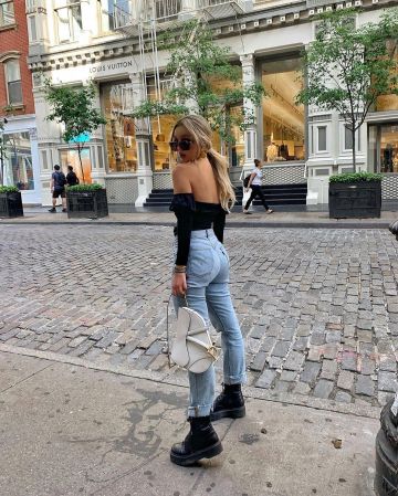Le jeans mom de Mélissa A.R sur le compte Instagram de @mimiarr